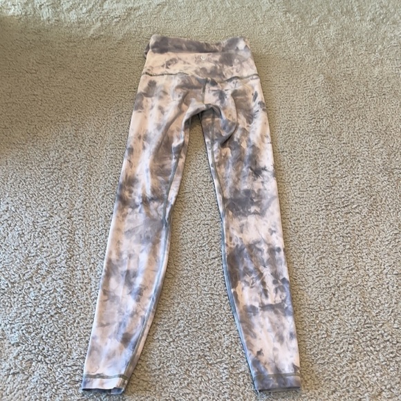 Lululemon Align Pant 28 Criss Cross Waist
Diamond Dye Stargaze Pitch Grey size 4 - Picture 5 of 10